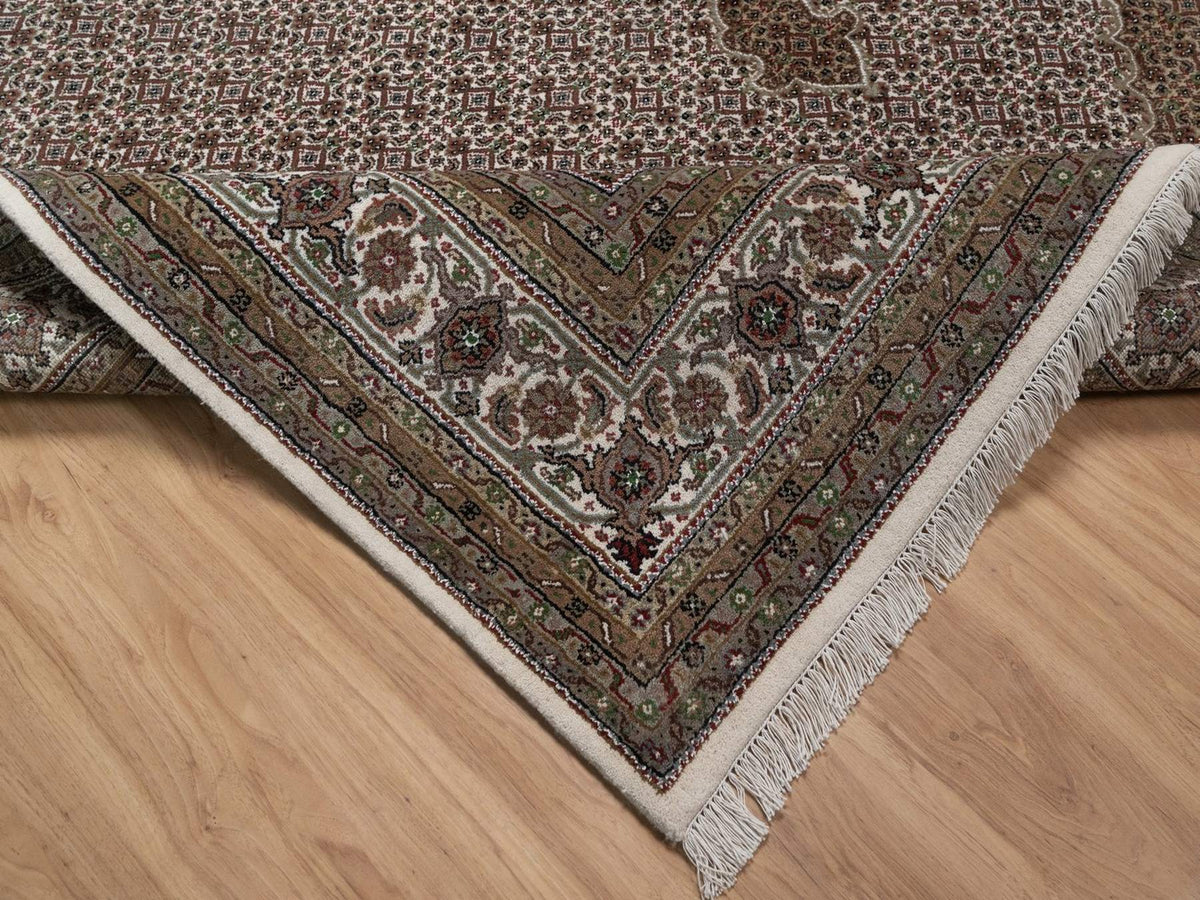 Tabriz hand-knotted wool rug in Ivory, 8' x 9'10", SKU O092697 (view 6)