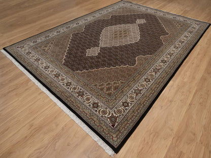 Tabriz hand-knotted wool rug in Black, 8'9" x 12'4", SKU O092702 (view 3)