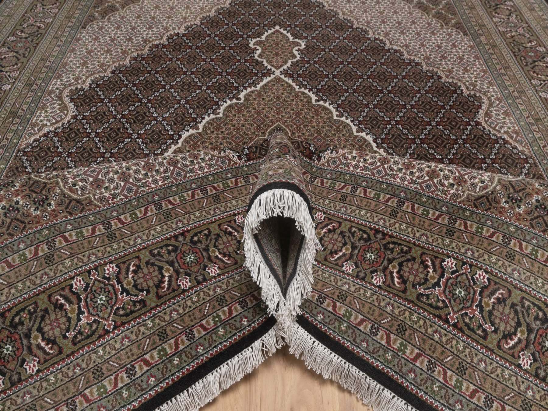Tabriz hand-knotted wool rug in Black, 7'11" x 9'11", SKU O092703 (view 5)