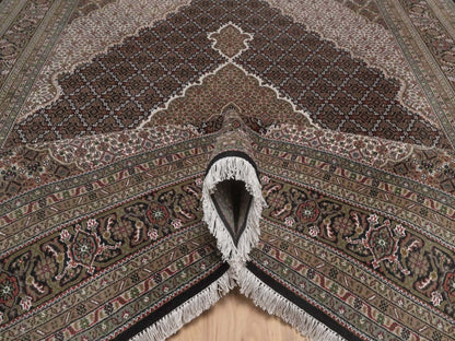 Tabriz hand-knotted wool rug in Black, 7'11" x 9'11", SKU O092703 (view 5)