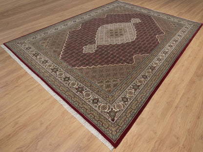 Tabriz hand-knotted wool rug in Red, 8'11" x 12'2", SKU O092704 (view 3)