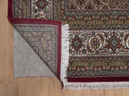 Tabriz hand-knotted wool rug in Red, 8'11" x 12'2", SKU O092704 (view 4)