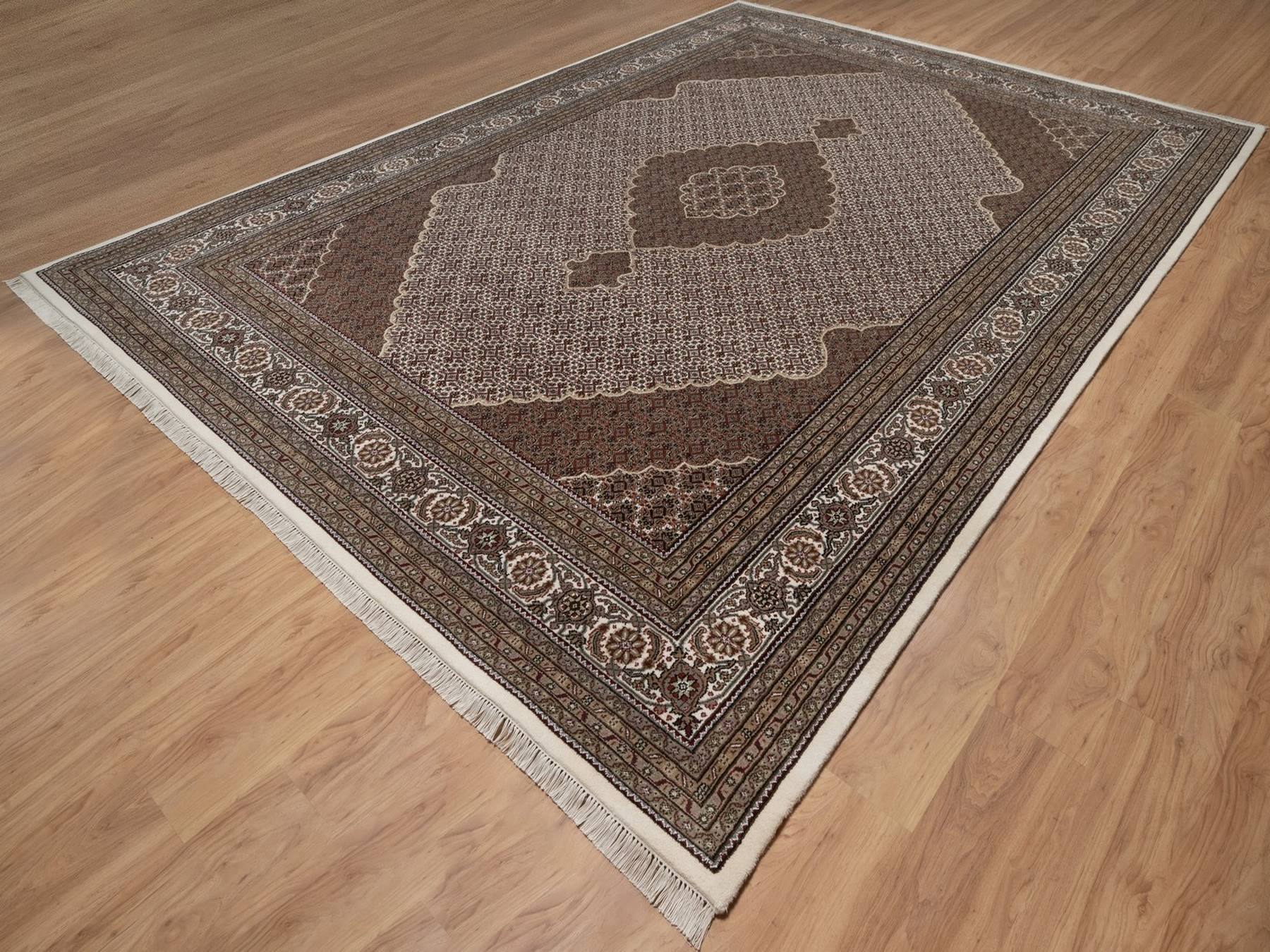 Tabriz hand-knotted wool rug in Ivory, 9'11" x 14'1", SKU O092705 (view 3)