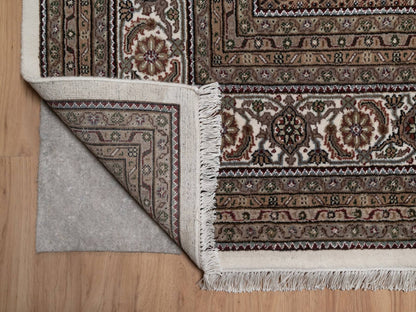 Tabriz hand-knotted wool rug in Ivory, 9'11" x 14'1", SKU O092705 (view 4)