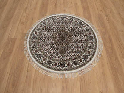 Tabriz hand-knotted wool rug in Ivory, 3'4" x 3'4", SKU O092706 (view 2)