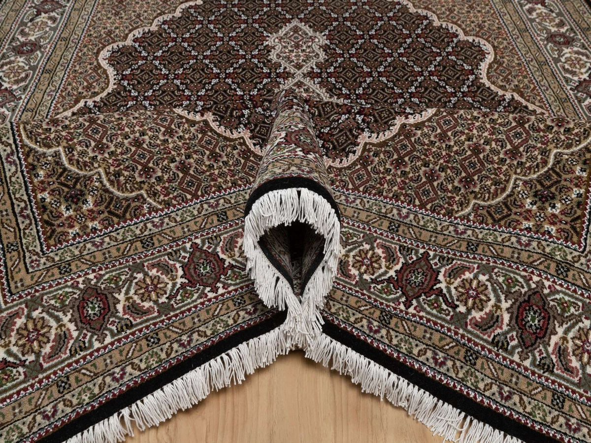 Tabriz hand-knotted wool rug in Black, 6' x 9', SKU O092707 (view 5)