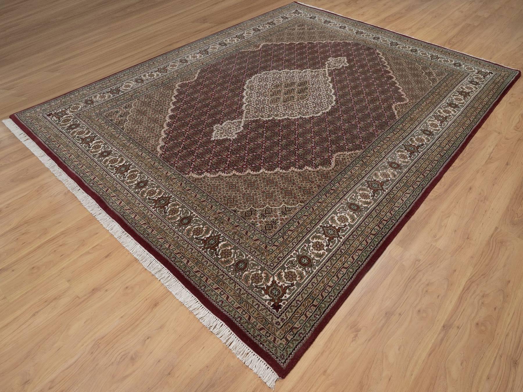 Tabriz hand-knotted wool rug in Red, 7'10" x 10'3", SKU O092708 (view 3)
