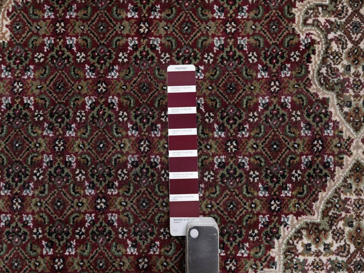 Tabriz hand-knotted wool rug in Red, 7'10" x 10'3", SKU O092708 (view 7)