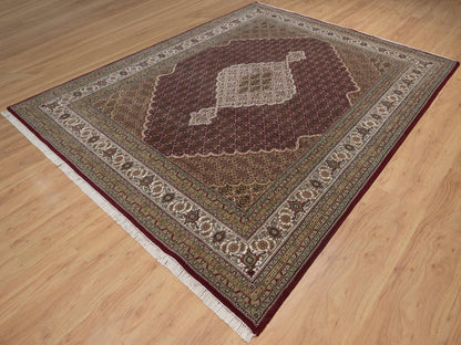 Tabriz hand-knotted wool rug in Red, 7'11" x 10'2", SKU O092709 (view 3)