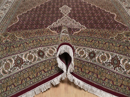 Tabriz hand-knotted wool rug in Red, 7'11" x 10'2", SKU O092709 (view 5)