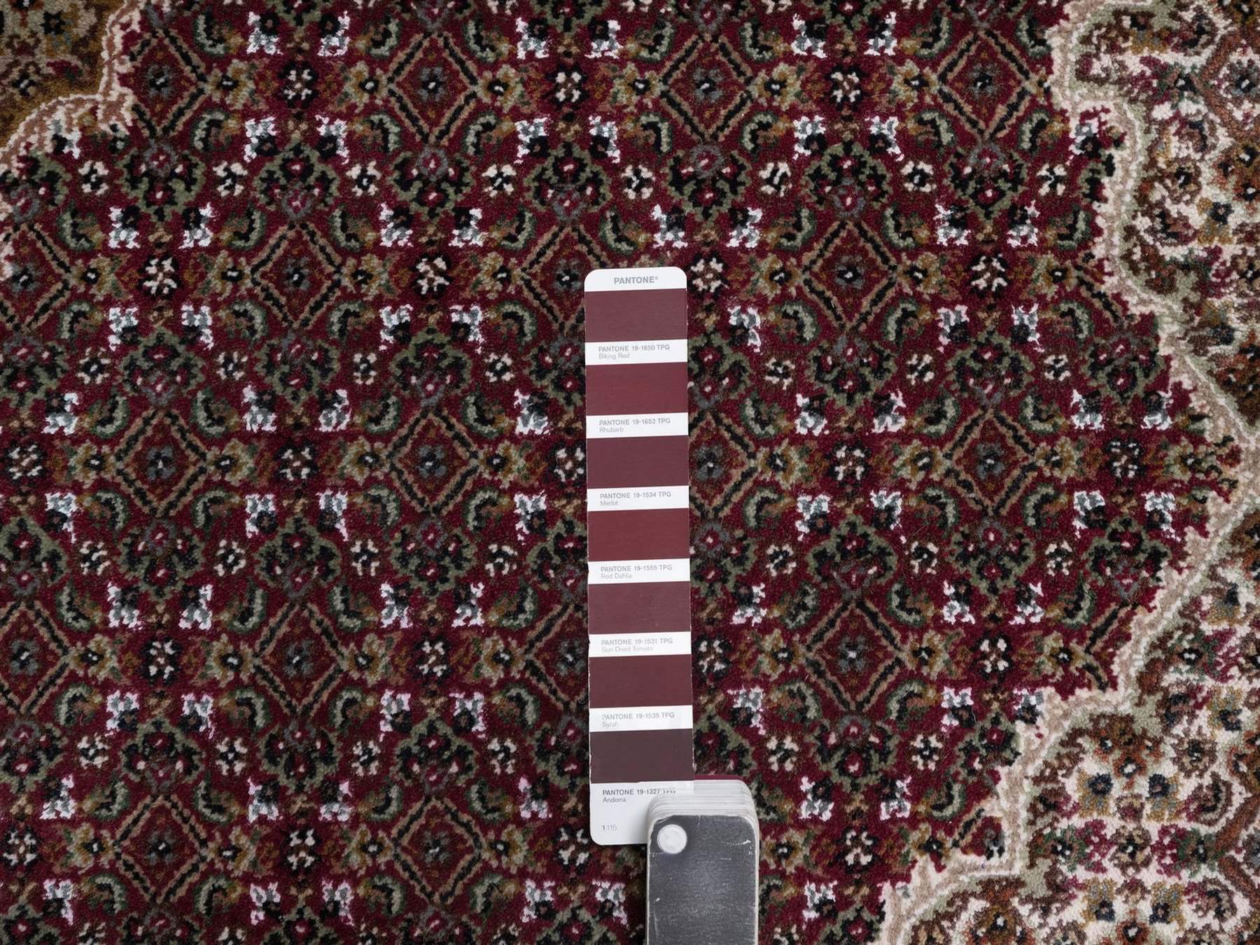 Tabriz hand-knotted wool rug in Red, 7'11" x 10'2", SKU O092709 (view 7)