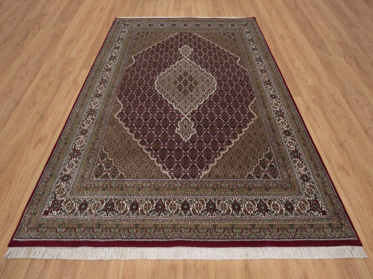 Tabriz hand-knotted wool rug in Red, 7'9" x 9'11", SKU O092710 (view 2)