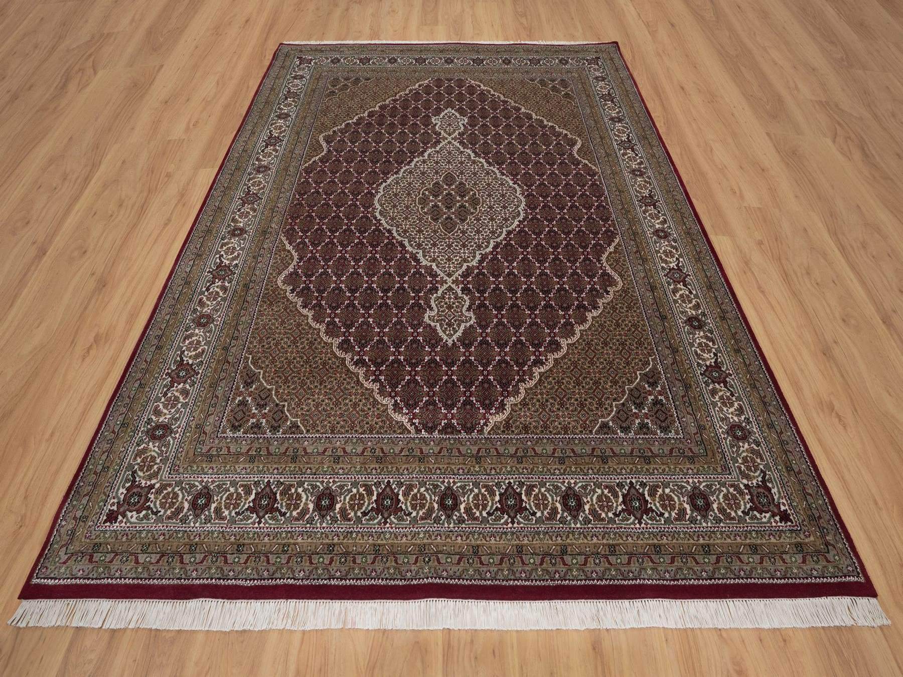 Tabriz hand-knotted wool rug in Red, 7'9" x 9'11", SKU O092710 (view 2)