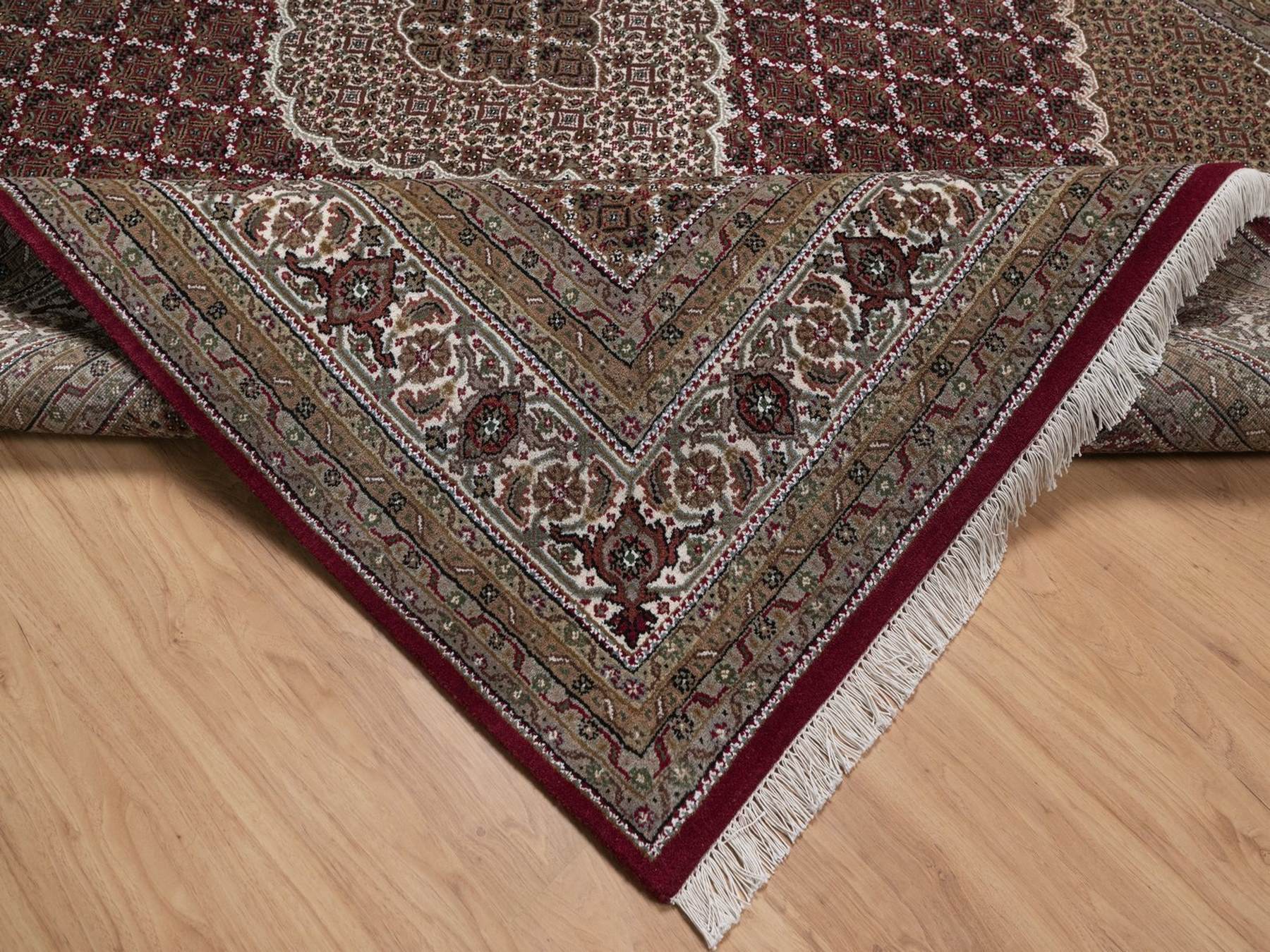 Tabriz hand-knotted wool rug in Red, 7'9" x 9'11", SKU O092710 (view 6)