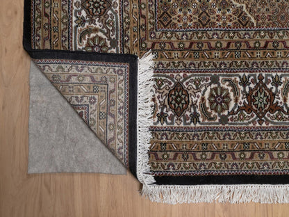 Tabriz hand-knotted wool rug in Black, 8'10" x 12'1", SKU O092711 (view 4)