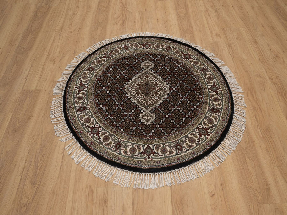 Tabriz hand-knotted wool rug in Black, 3'10" x 3'10", SKU O092714 (view 2)