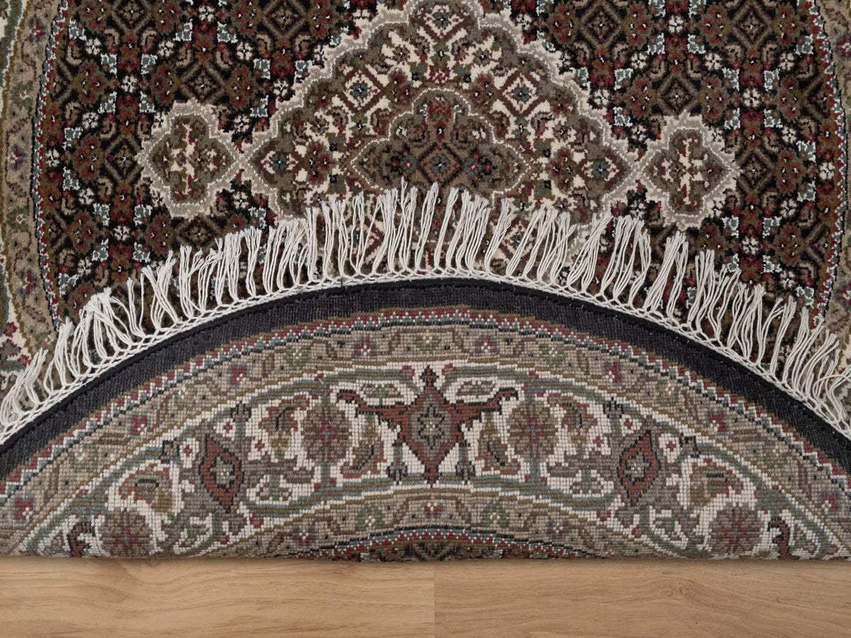Tabriz hand-knotted wool rug in Black, 3'10" x 3'10", SKU O092714 (view 3)