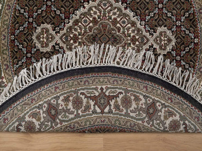 Tabriz hand-knotted wool rug in Black, 3'10" x 3'10", SKU O092714 (view 3)