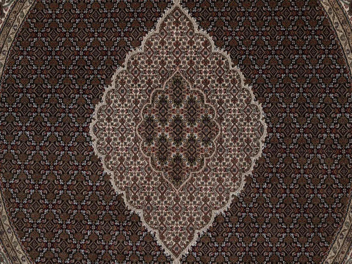 Tabriz hand-knotted wool rug in Black, 7'10" x 7'10", SKU O092721 (view 8)