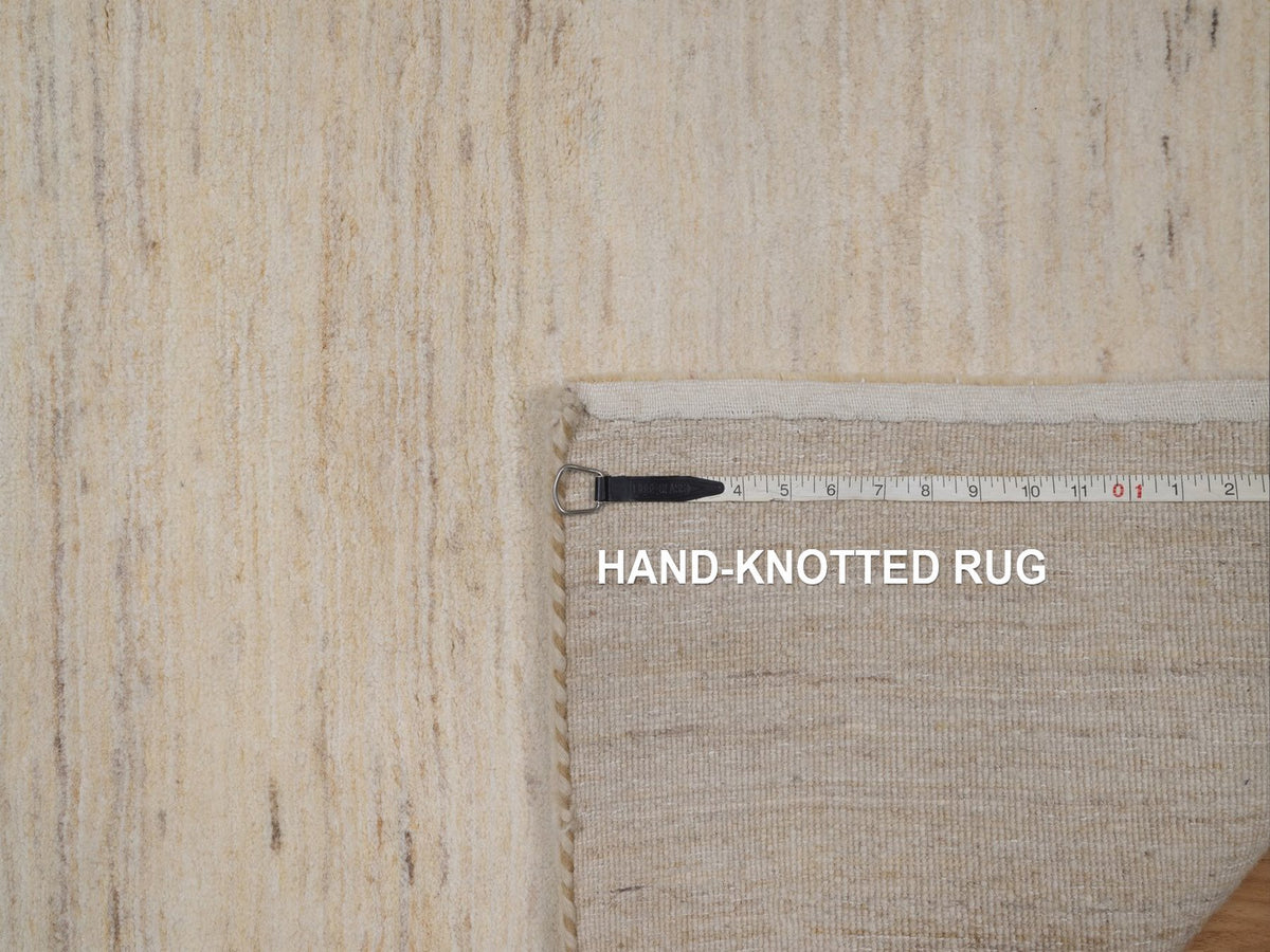 Gabbeh Modern / Contemporary hand-knotted wool rug in Ivory, 2'11" x 5'2", SKU O092729 (view 8)