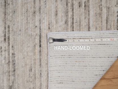 Modern / Contemporary hand-knotted polyester rug in Ivory, 2' x 3', SKU O092733 (view 8)