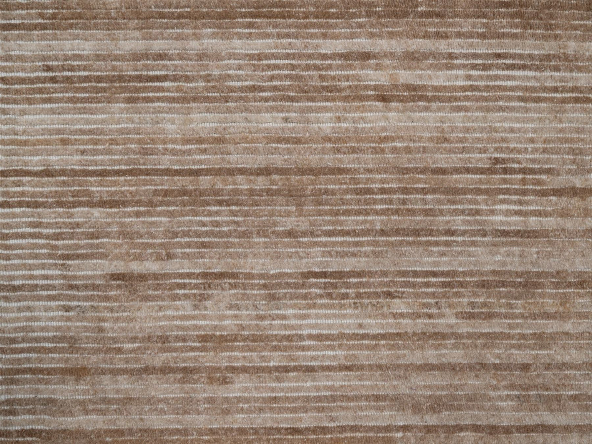 Modern / Contemporary hand-knotted polyester rug in Brown, 2' x 3', SKU O092737 (view 5)