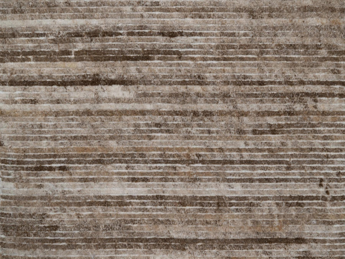 Modern / Contemporary hand-knotted polyester rug in Brown, 2' x 3', SKU O092738 (view 5)