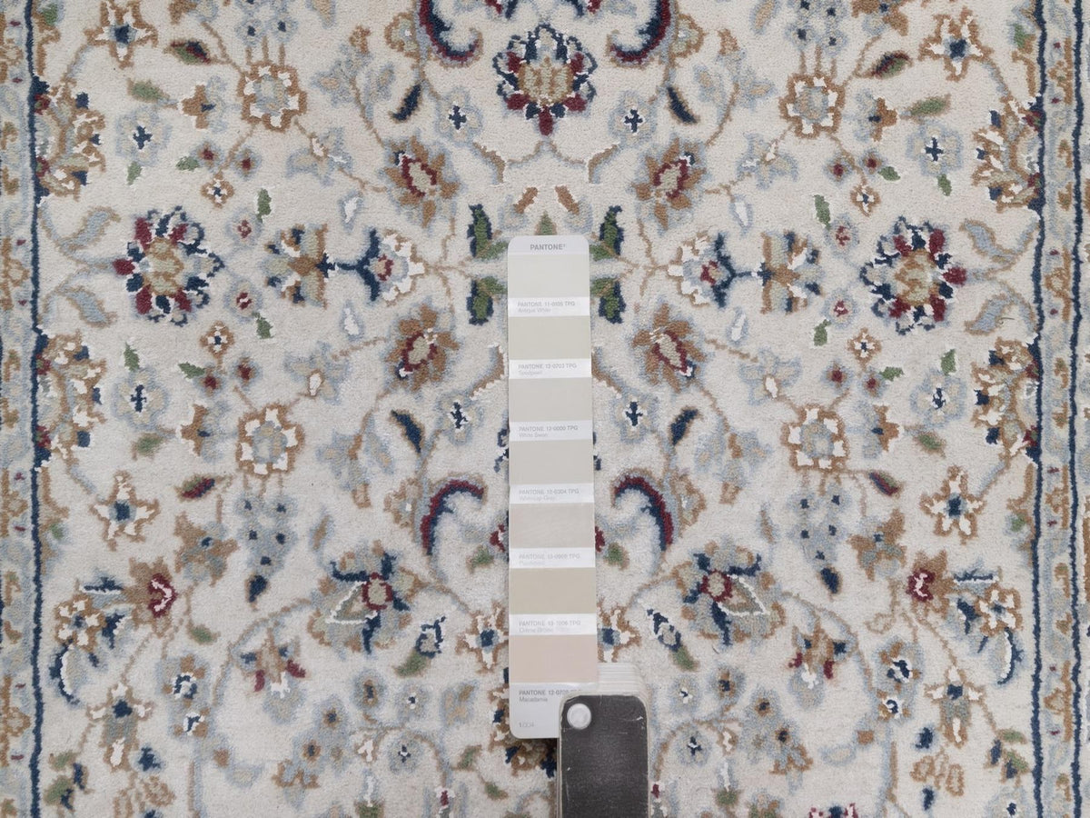 Nain hand-knotted wool/silk runner in Ivory, 2'7" x 15'11", SKU O092744 (view 4)