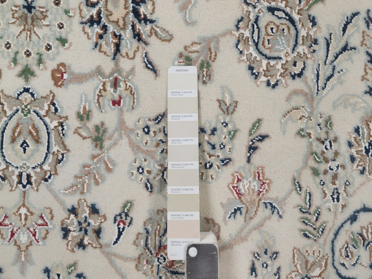 Nain hand-knotted wool/silk rug in Ivory, 5'11" x 9', SKU O092745 (view 7)