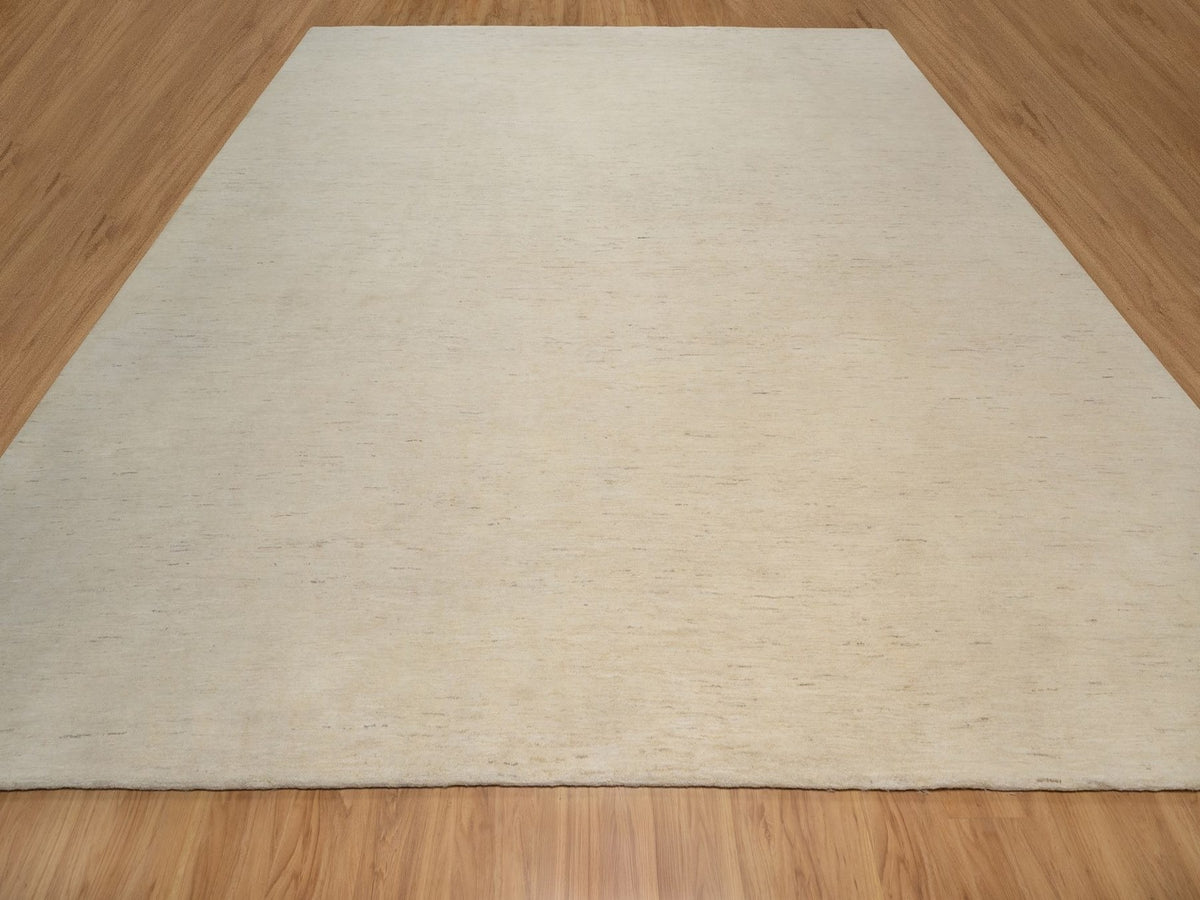 Gabbeh Modern / Contemporary hand-knotted wool rug in Ivory, 13'3" x 13'3", SKU O092749 (view 2)