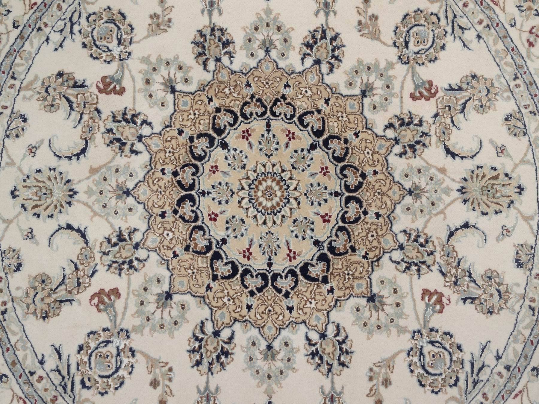 Nain hand-knotted wool/silk rug in Ivory, 6' x 6', SKU O092756 (view 5)