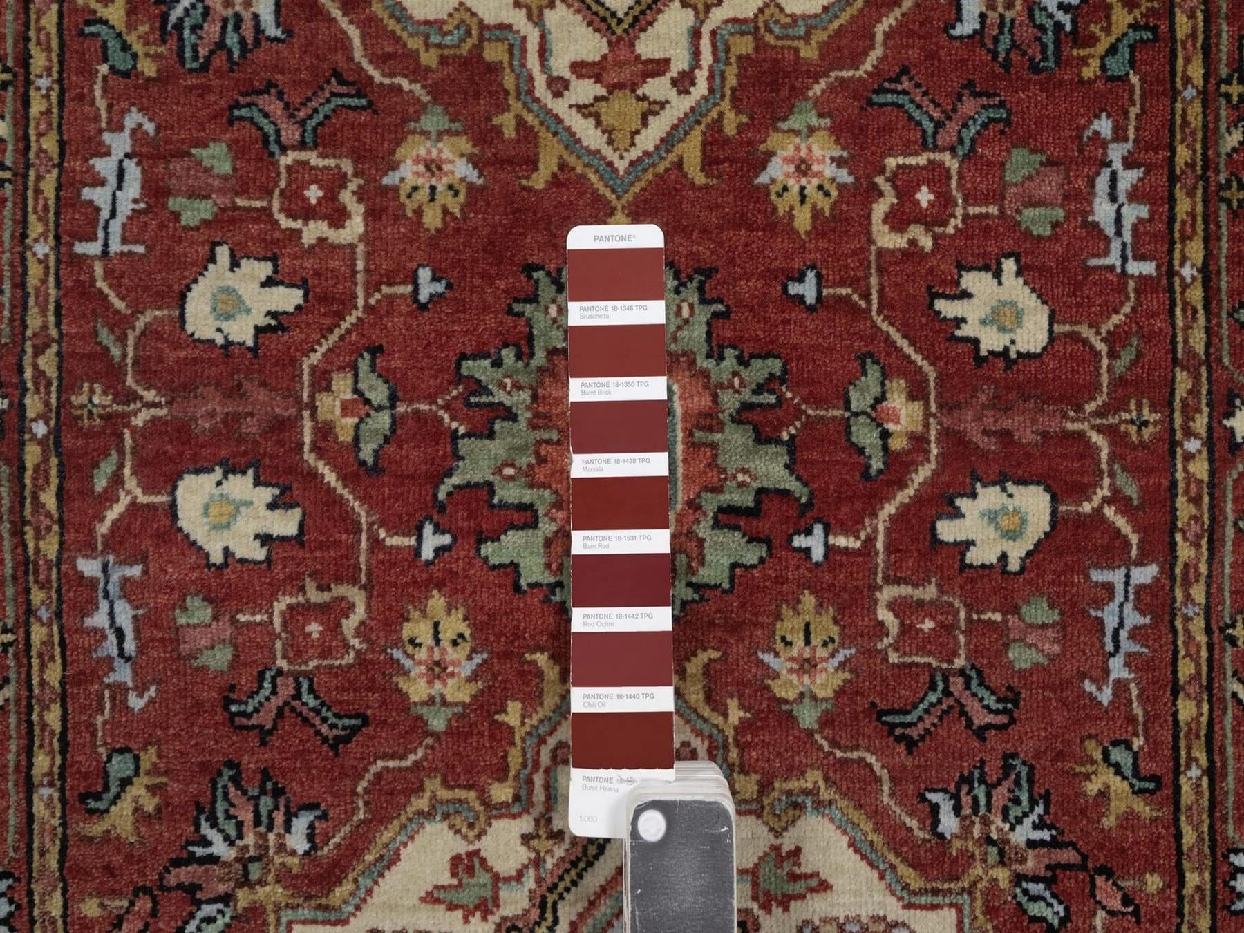 Heriz Heriz hand-knotted wool runner in Red, 2'7" x 6'3", SKU O092771 (view 4)