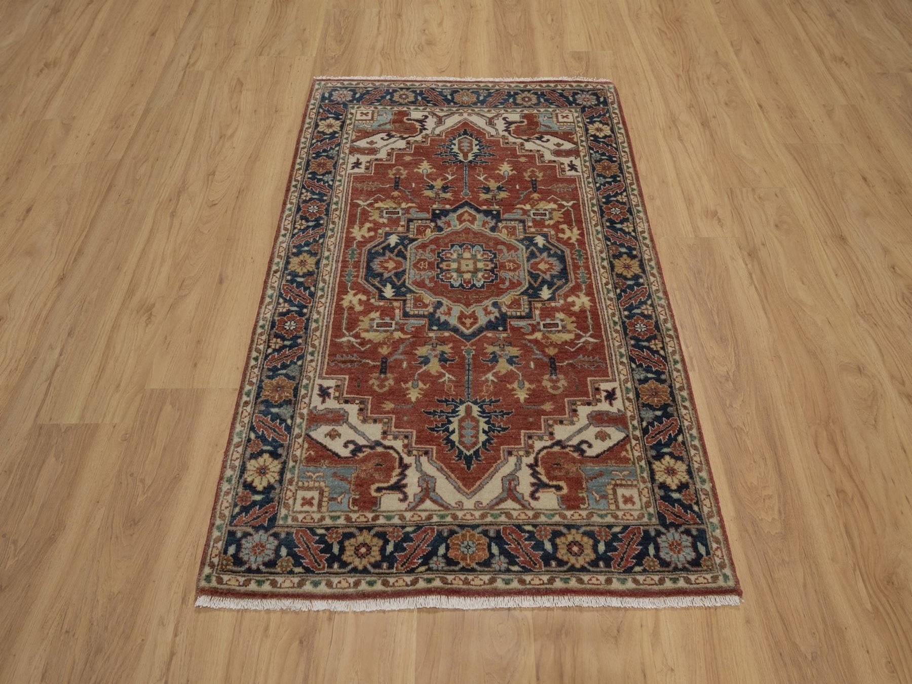 Heriz Heriz hand-knotted wool rug in Red, 3'1" x 5'2", SKU O092778 (view 2)