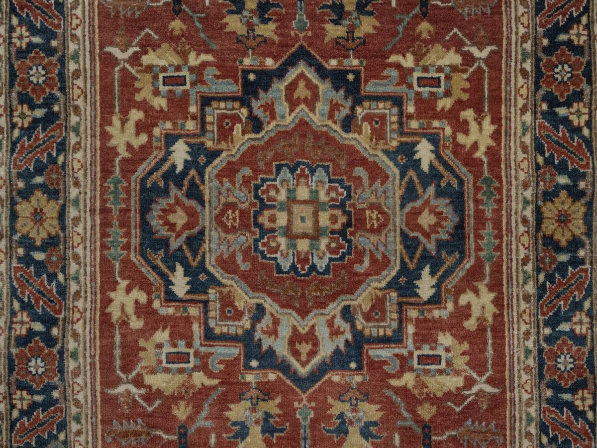 Heriz Heriz hand-knotted wool rug in Red, 3'1" x 5'2", SKU O092778 (view 5)