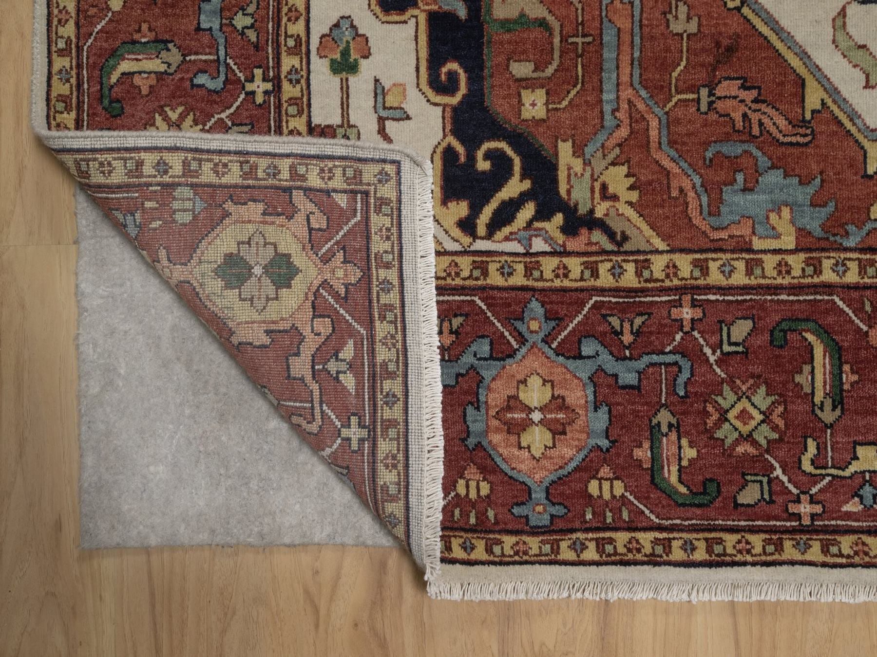 Heriz Heriz hand-knotted wool rug in Ivory, 6' x 9'1", SKU O092783 (view 4)
