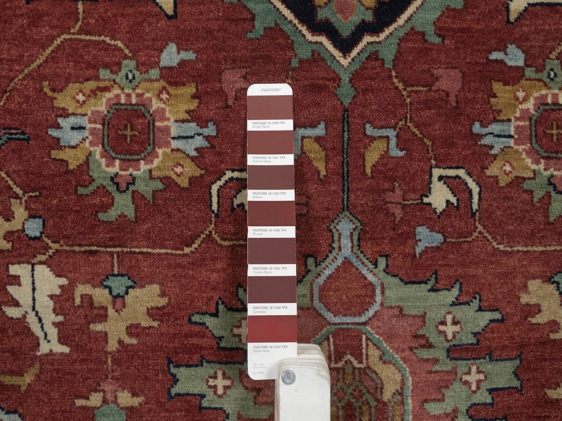Heriz Heriz hand-knotted wool rug in Red, 5'11" x 9'2", SKU O092786 (view 7)