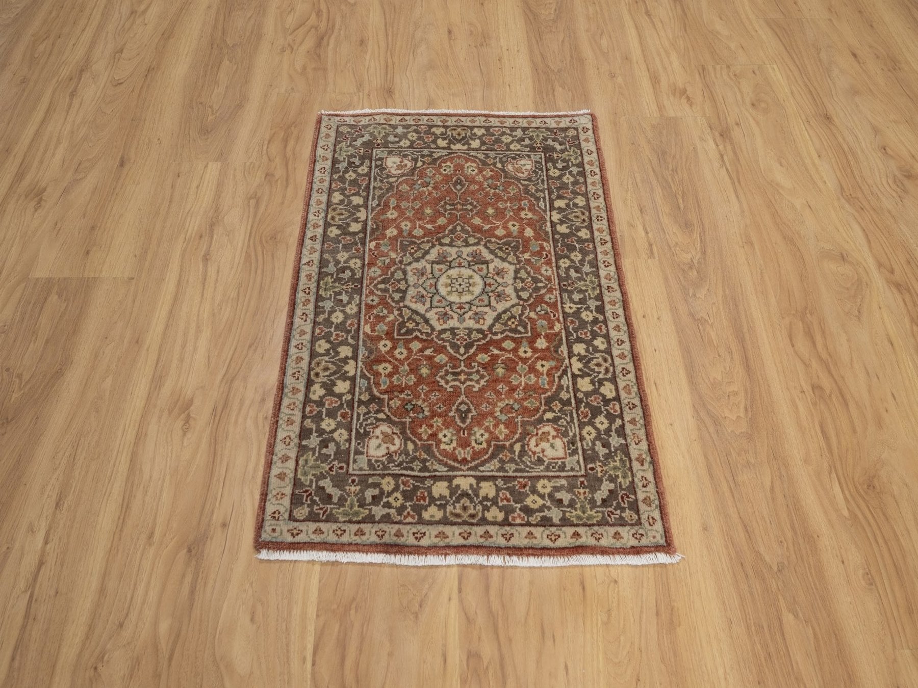 Tabriz hand-knotted wool rug in Red, 2' x 3'2", SKU O092792 (view 2)