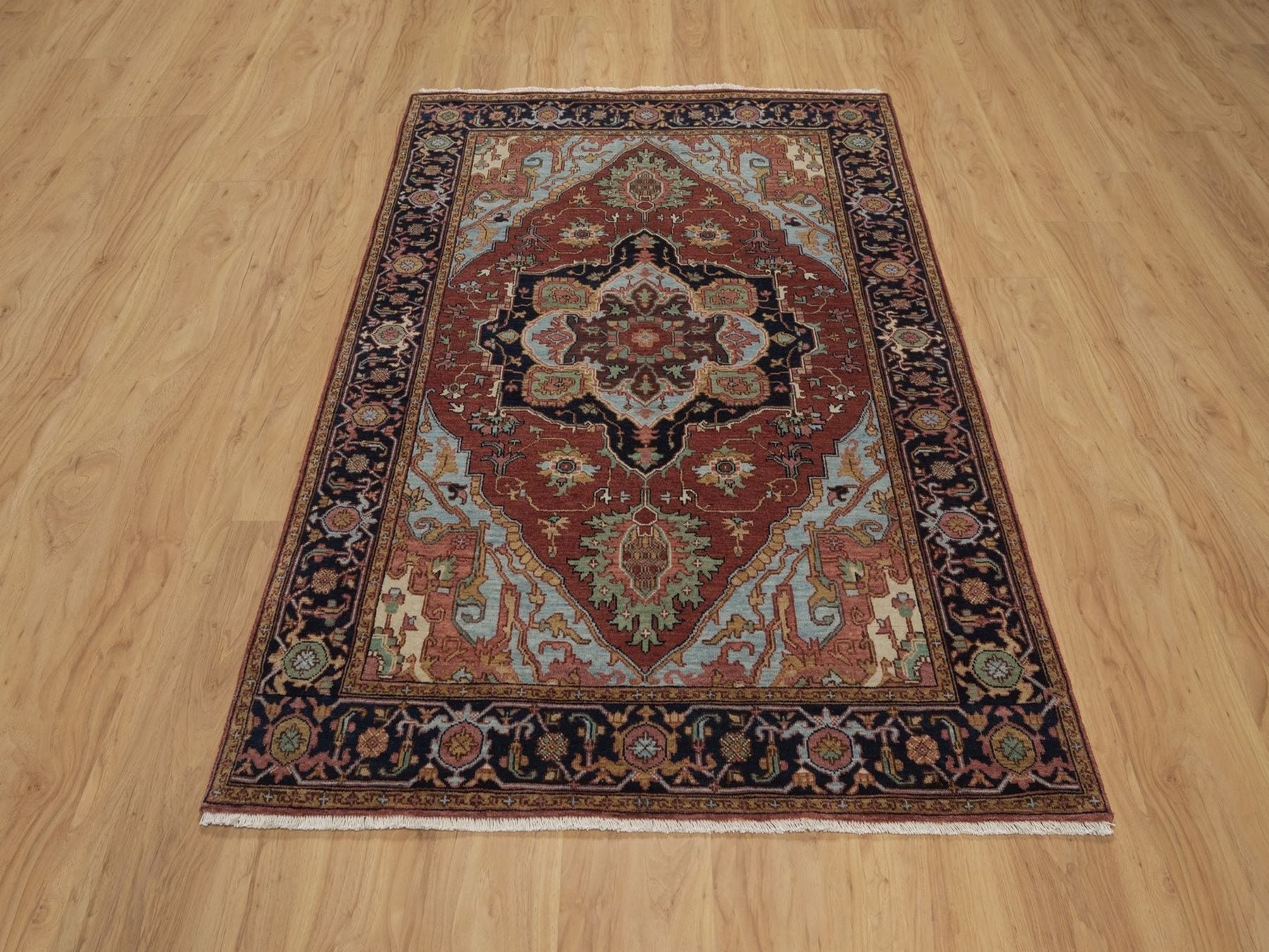 Heriz Heriz hand-knotted wool rug in Red, 4'1" x 6'1", SKU O092796 (view 2)