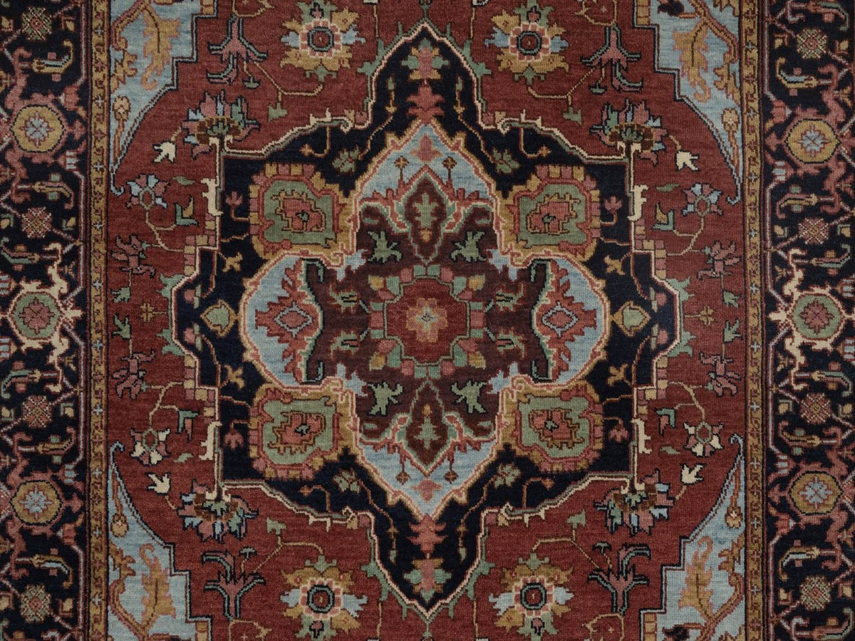 Heriz Heriz hand-knotted wool rug in Red, 4'1" x 6'1", SKU O092796 (view 5)
