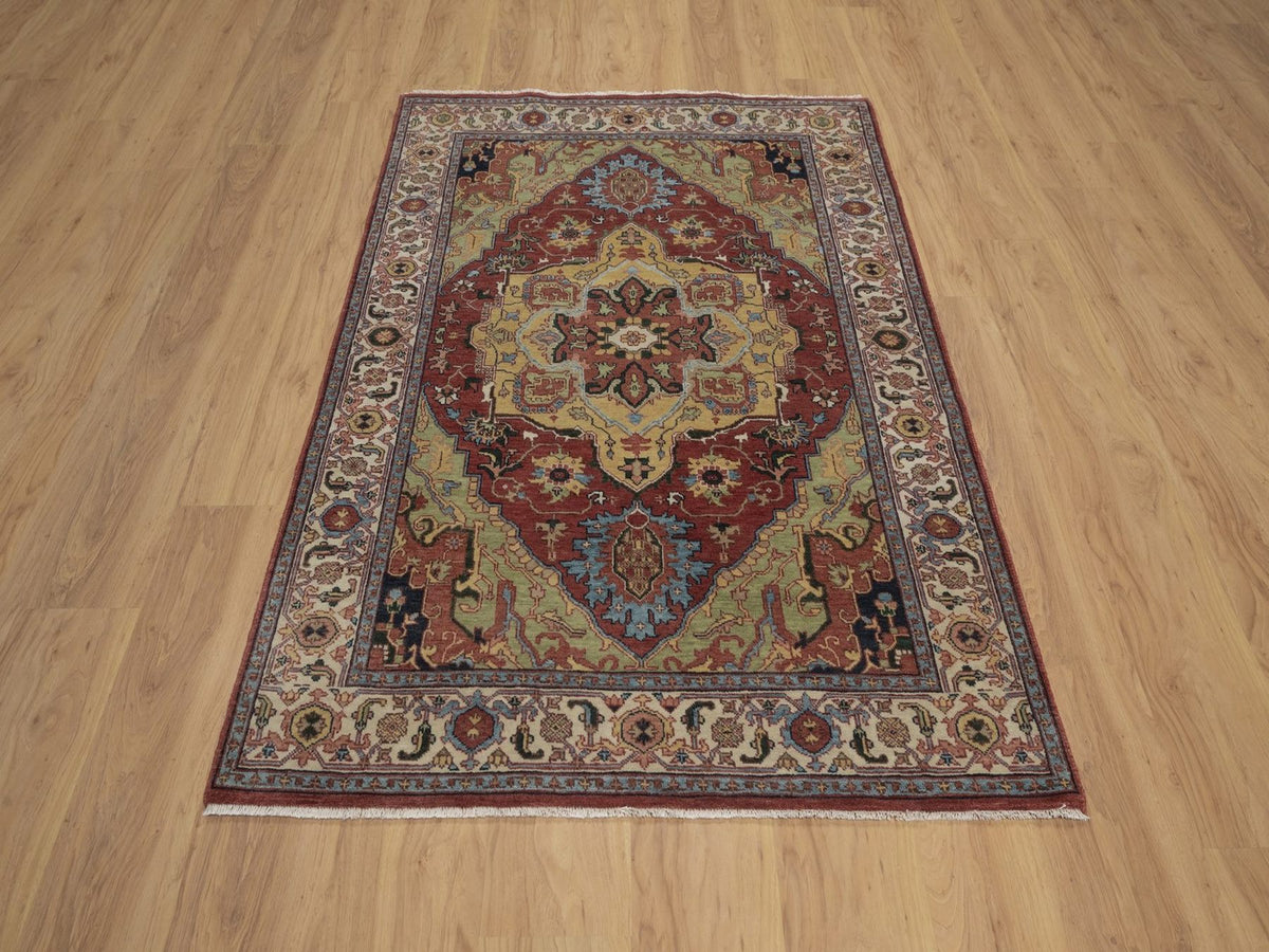 Heriz Heriz hand-knotted wool rug in Red, 4'1" x 5'11", SKU O092809 (view 2)