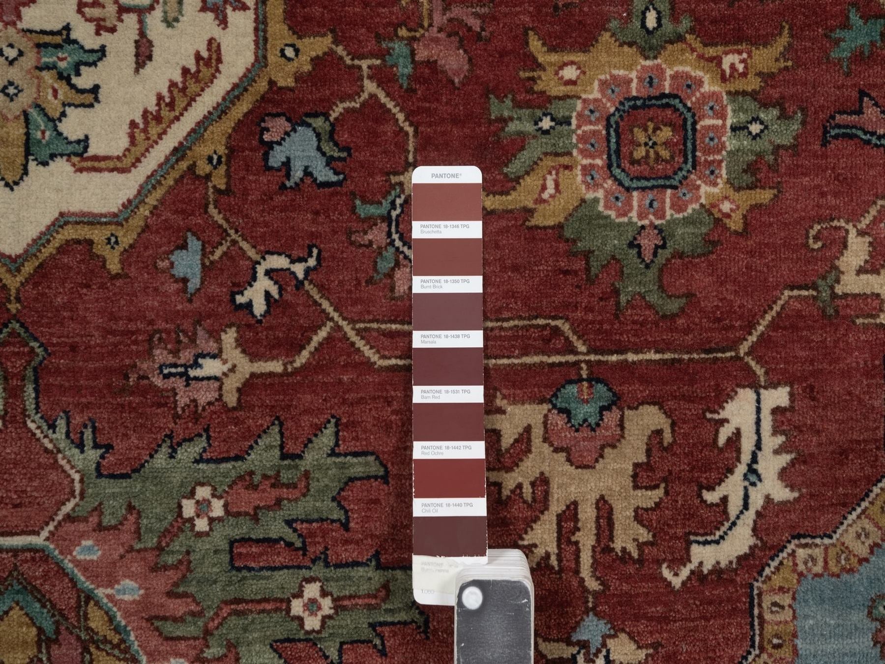 Heriz Heriz hand-knotted wool rug in Red, 8'2" x 10'1", SKU O092810 (view 7)