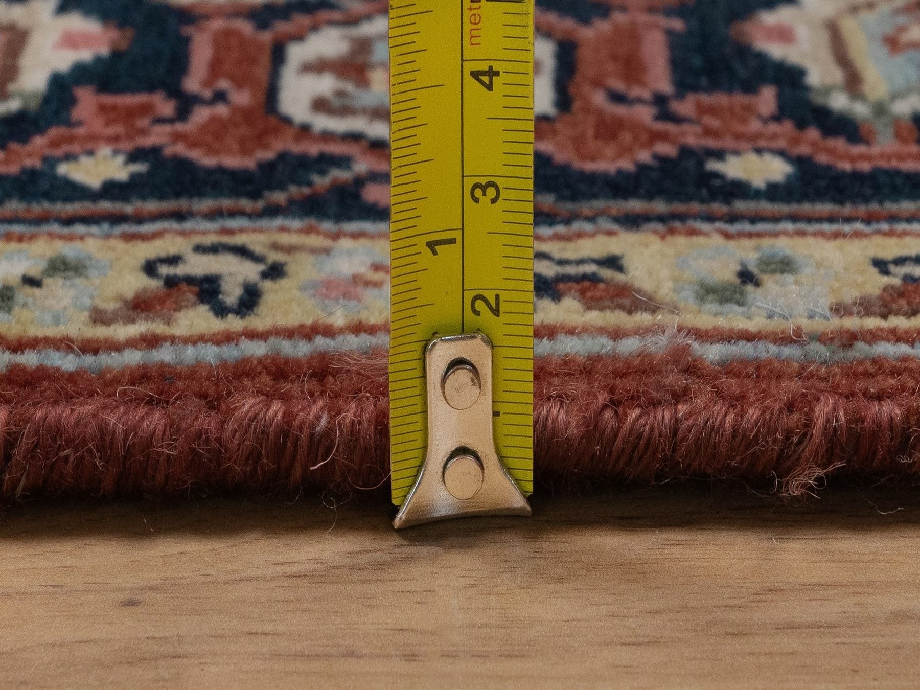 Heriz Heriz hand-knotted wool rug in Red, 2'10" x 5'2", SKU O092816 (view 7)