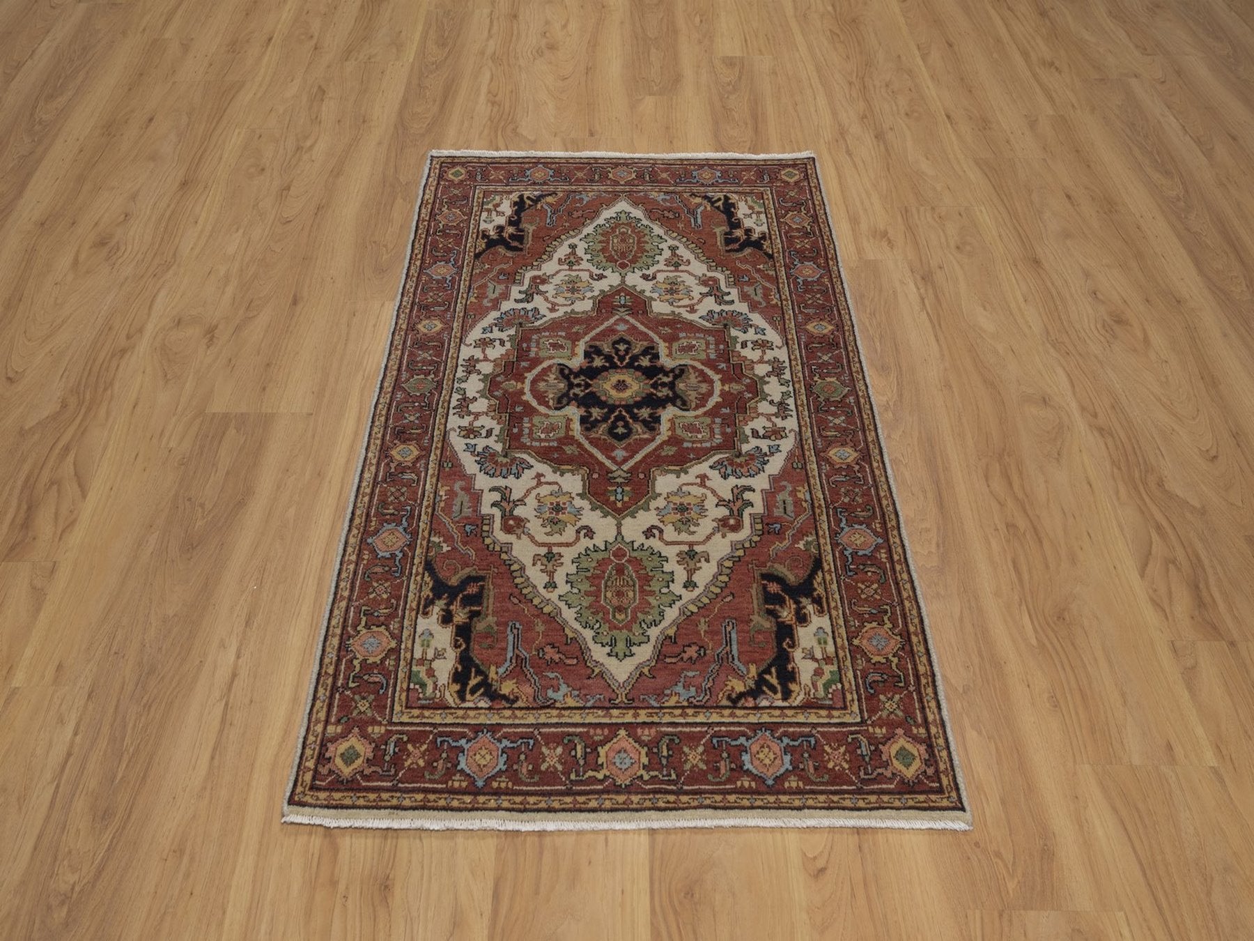 Heriz Heriz hand-knotted wool rug in Ivory, 3' x 5'1", SKU O092818 (view 2)