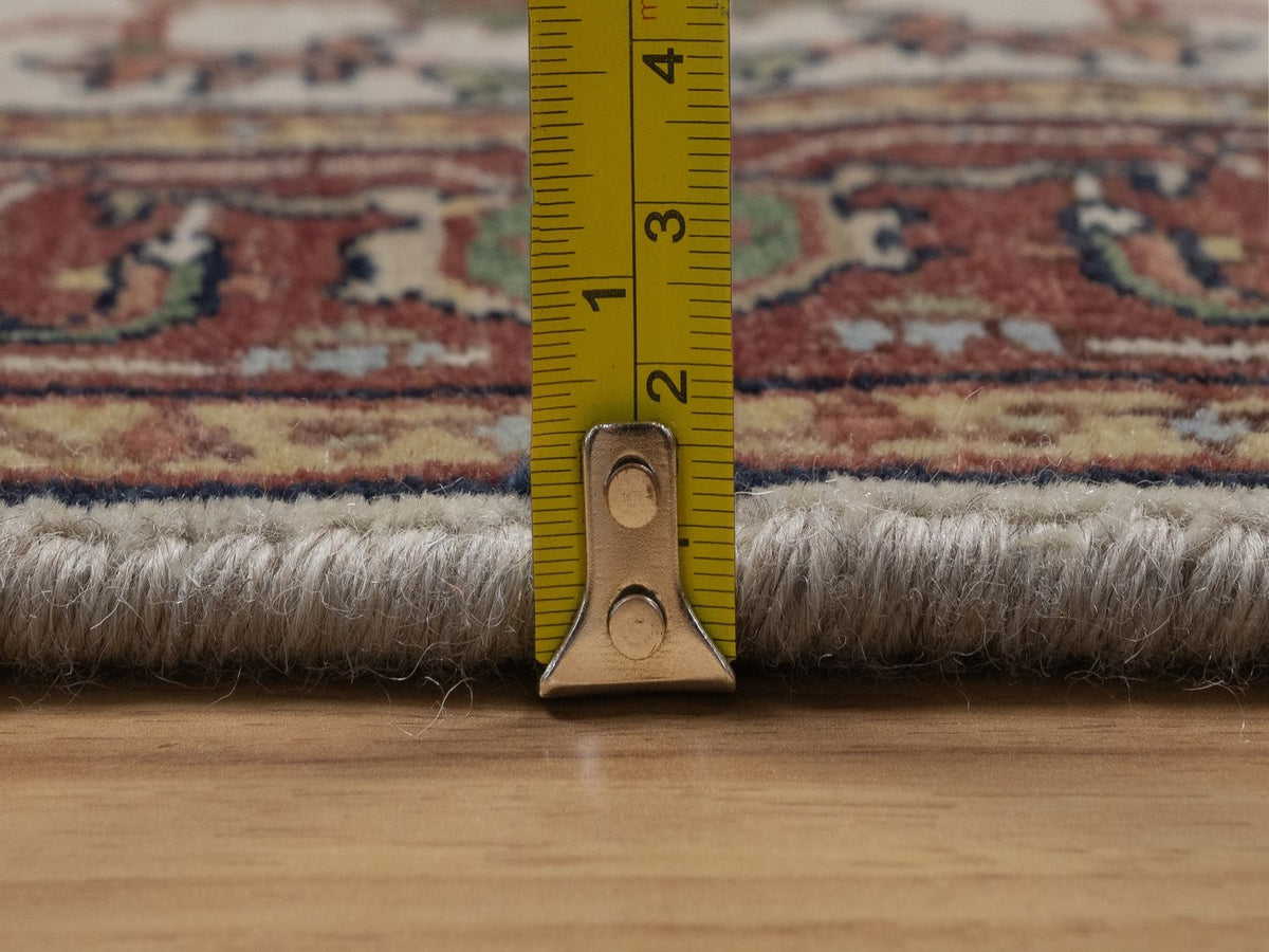 Heriz Heriz hand-knotted wool rug in Ivory, 3' x 5'1", SKU O092818 (view 7)