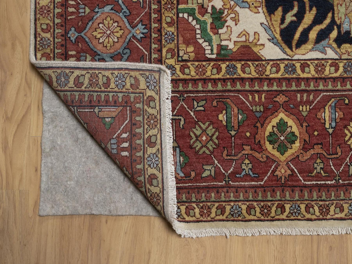 Heriz Heriz hand-knotted wool rug in Ivory, 9'10" x 13'10", SKU O092820 (view 4)