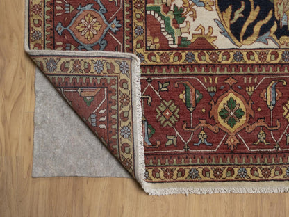 Heriz Heriz hand-knotted wool rug in Ivory, 9'10" x 13'10", SKU O092820 (view 4)
