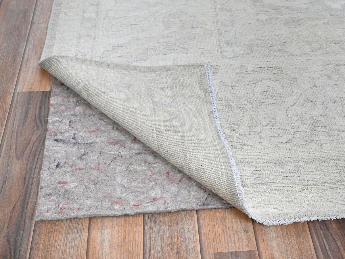 Peshawar Oushak hand-knotted wool rug in Gray & Ivory, 8'10" x 11'11" — SKU O0930 (view 4)