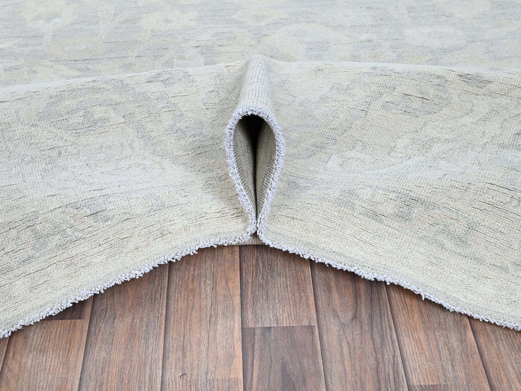 Peshawar Oushak hand-knotted wool rug in Gray & Ivory, 8'10" x 11'11" — SKU O0930 (view 5)