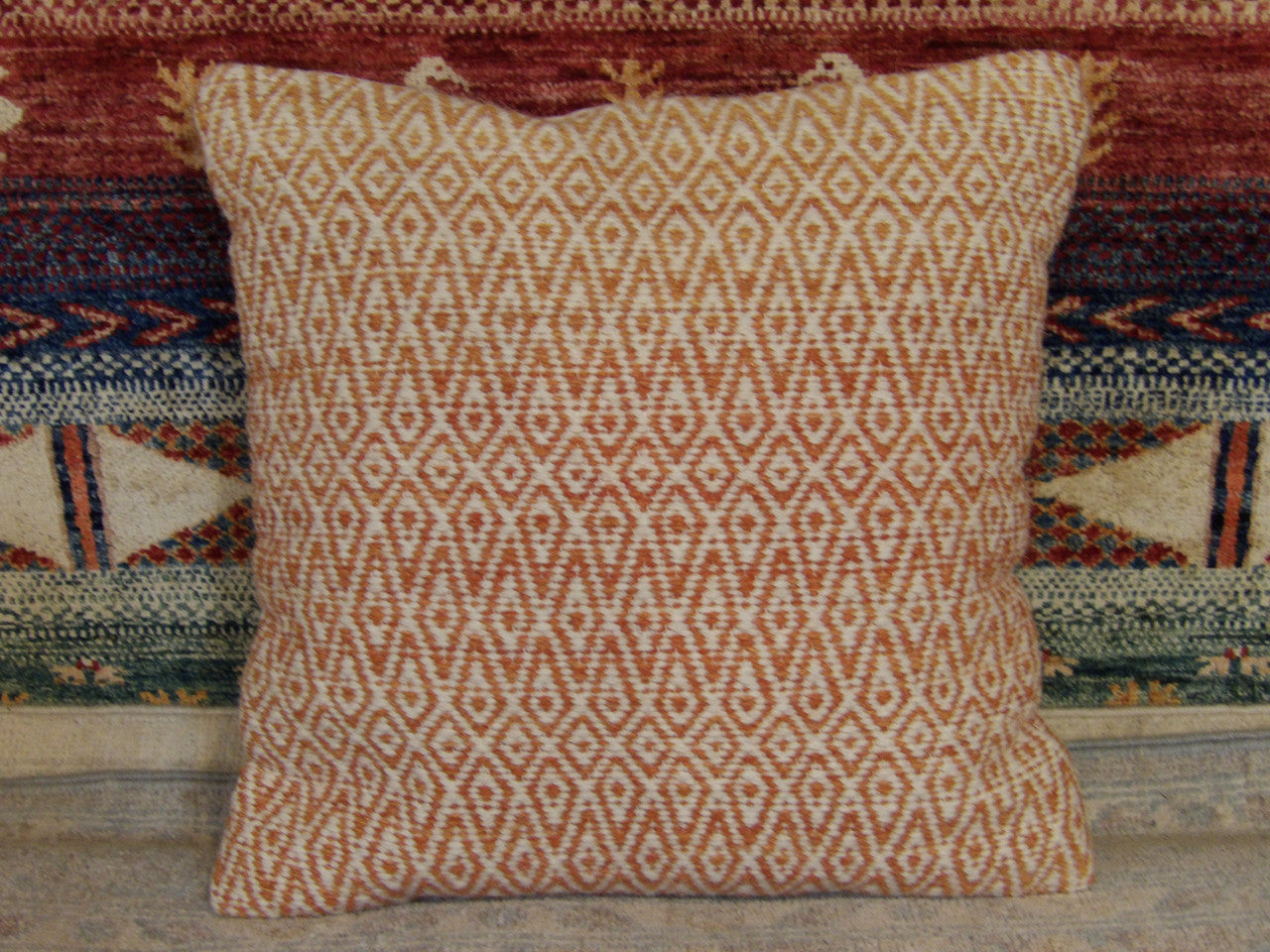 Handwoven accent pillow cover, 1'5 x 1'5, full view