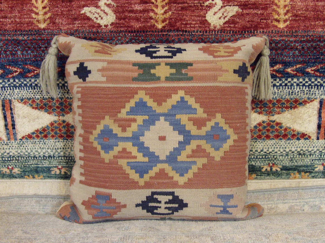Handwoven accent pillow cover, 1'3 x 1'3, full view